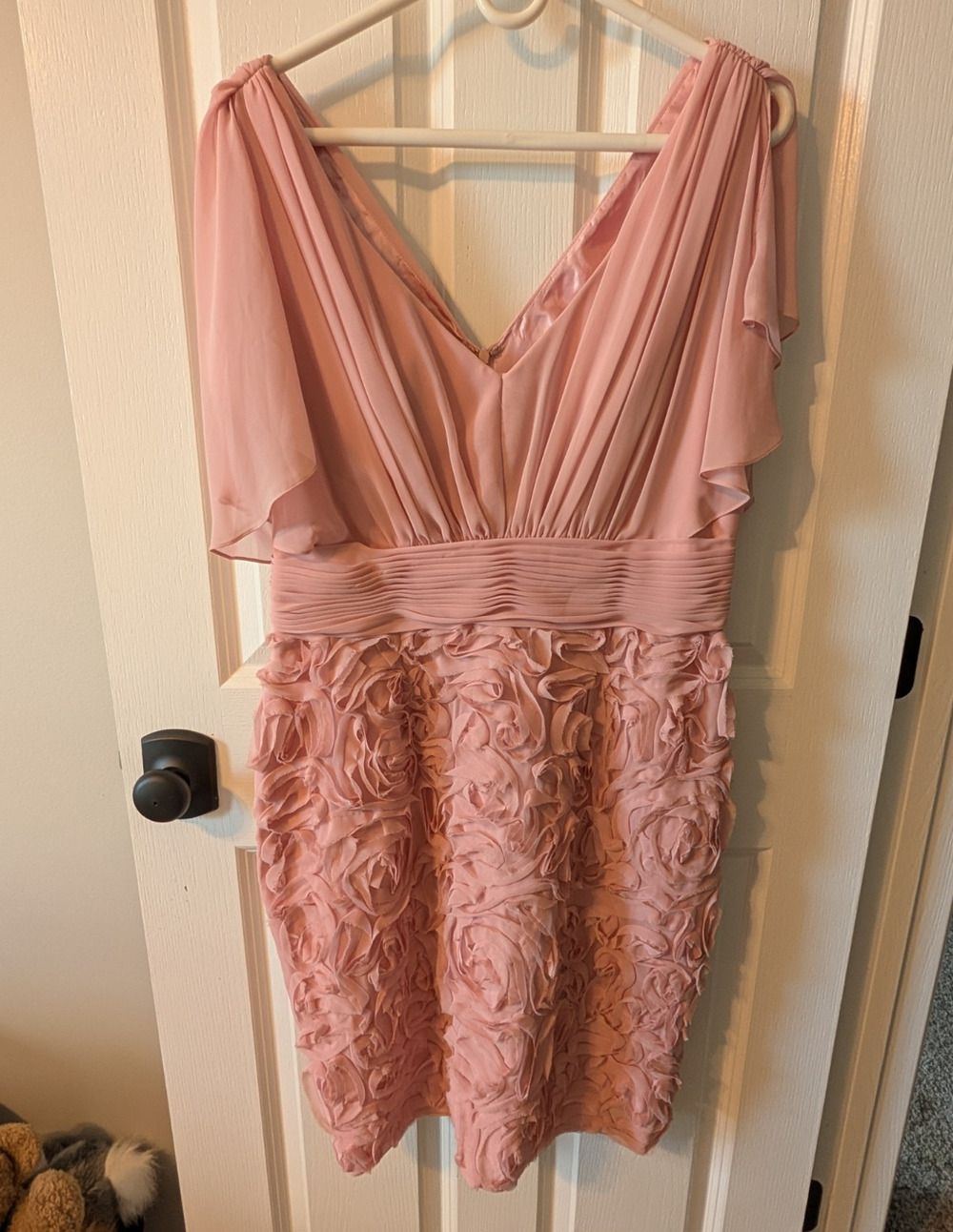 JS Collections Pink/Blush Chiffon V-Neck Cap Sleeve Dress, Size 14